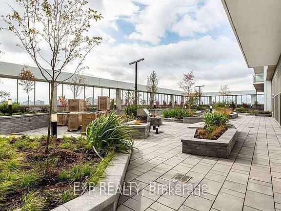 5th image of 2033 Kennedy Rd #707