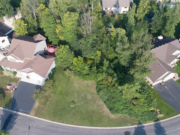 8375 Gatewater Dr, Monticello, MN 55362