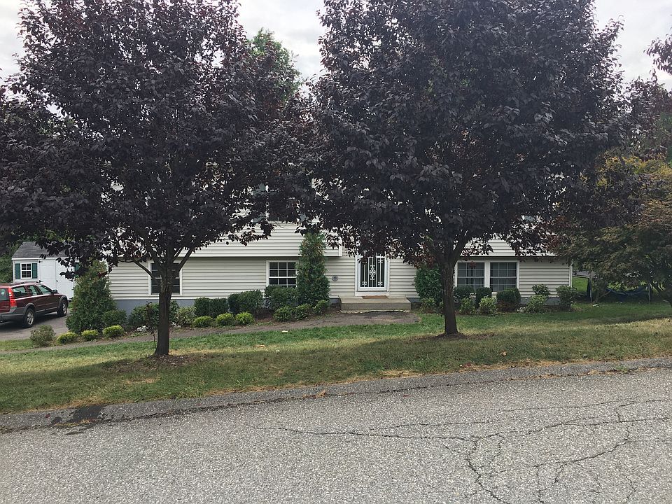 8 Hemlock Ln, Wingdale, NY 12594 Zillow