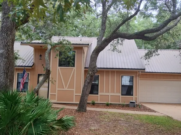 250 Dominica Cir W, Niceville, FL 32578