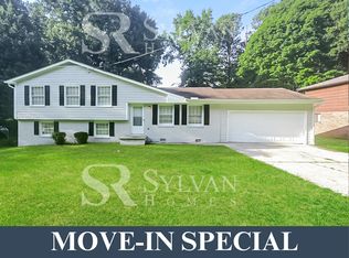 2665 Shade Dr, Ellenwood, GA 30294