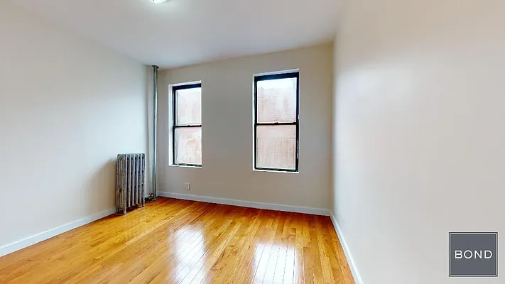 Rented by Bond New York | media 4