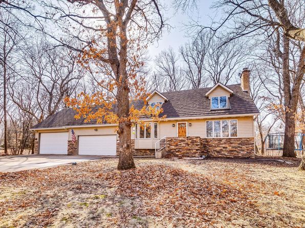11658 Meadow Ln NE, Blaine, MN 55449