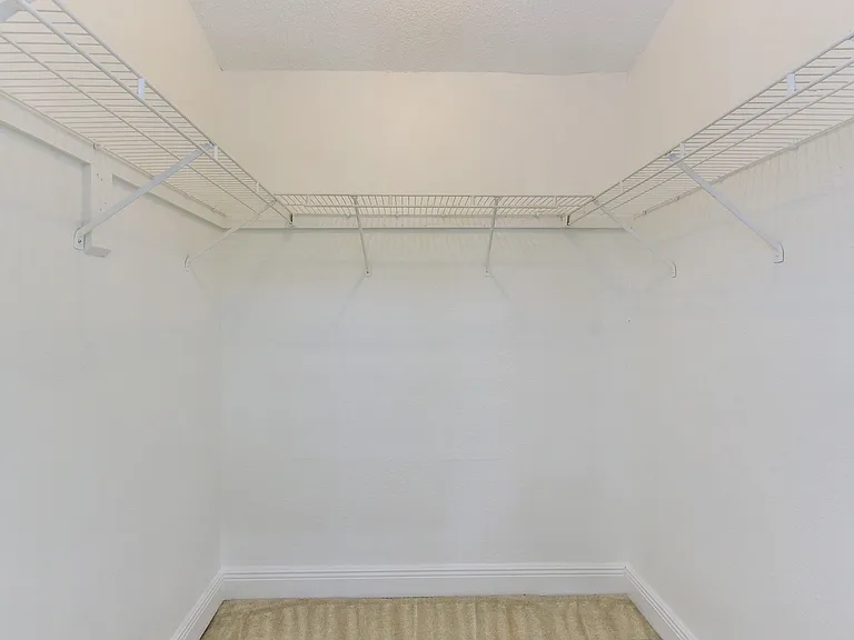 Winter Park Woods Apartments — Photo 39