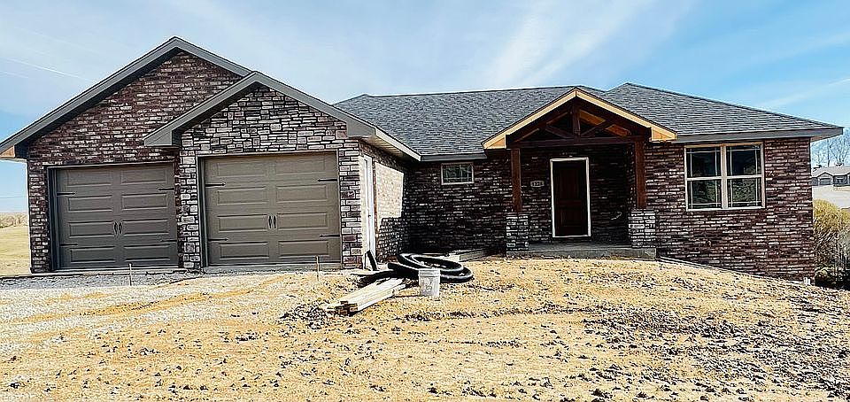 1st image of 1226 Summerfield Dr