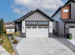 3623 6th St NW, Edmonton, AB T6T2L5