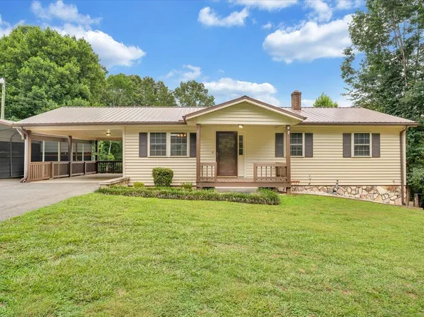 813 Graceland Dr, Bassett, VA 24055