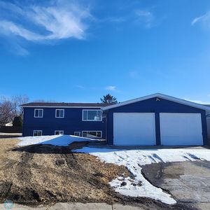 619 2nd Ave E, West Fargo, ND, 58078