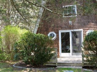 65 Pinecrest Dr, Exeter, RI 02822