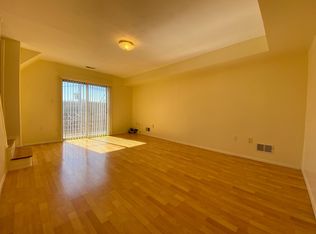 87 Narrows Rd N #3, Staten Island, NY 10305