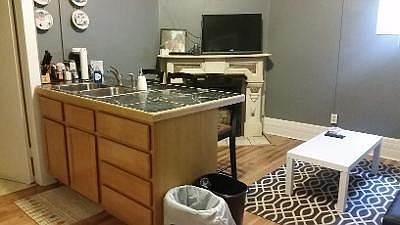 1st image of 1518 N Van Buren St #1516