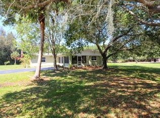 925 N Jackson Rd, Venice, FL 34292