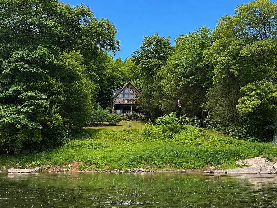 1st image of 486 Peaceful Valley Rd