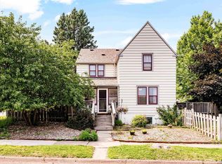 905 E 10th St, Duluth, MN 55805