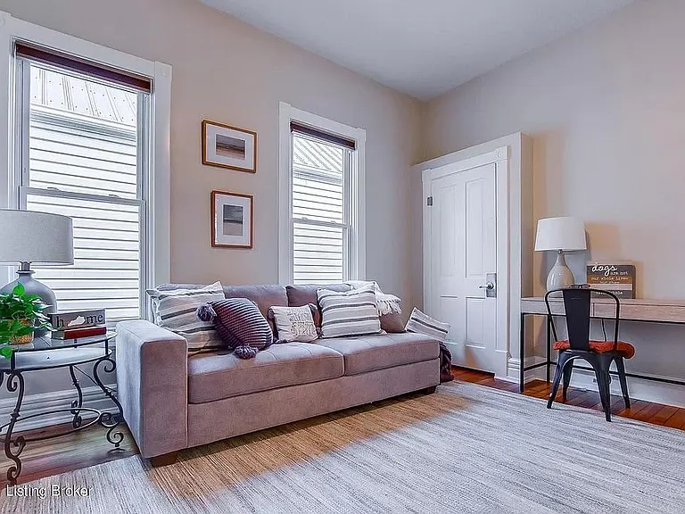 409 E Brandeis Ave — Photo 5