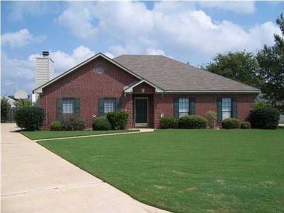 2nd image of 2101 Walbash Dr