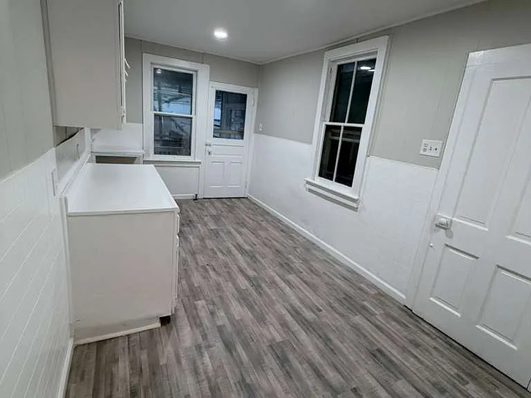 1410 Market St — Photo 8