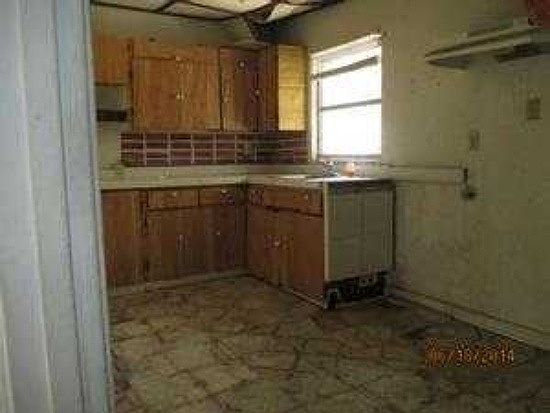 2nd image of 1200 Pamela St
