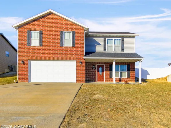 3908 Riley Ct, Jefferson City, MO 65109