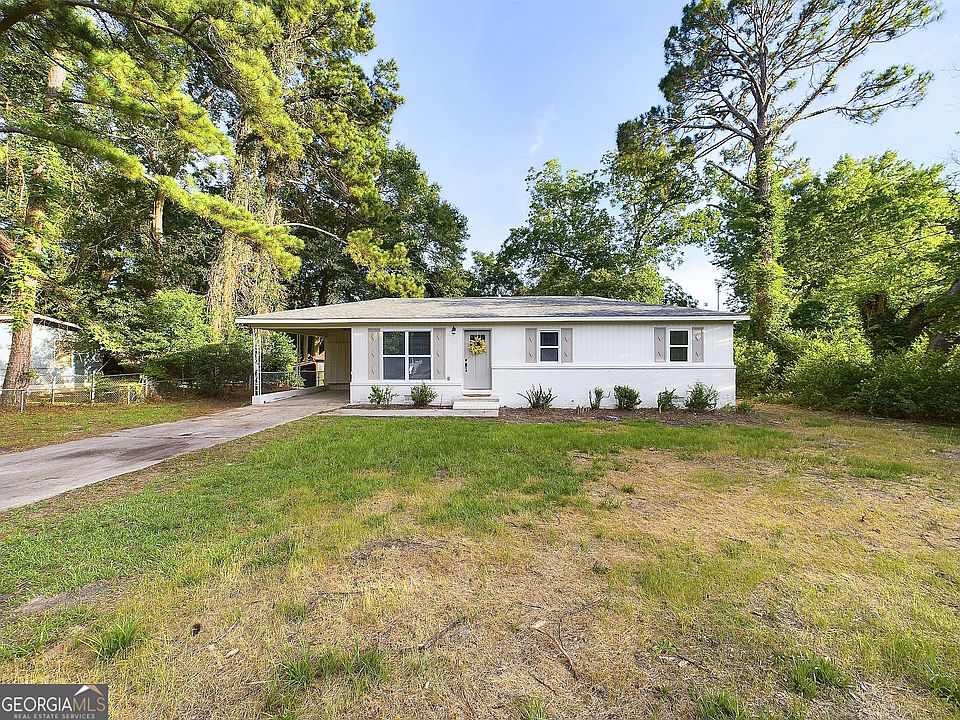 1st image of 112 Maxwell Dr