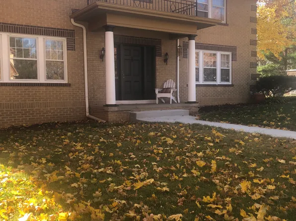 1489 W Riverview Ave, Decatur, IL 62522