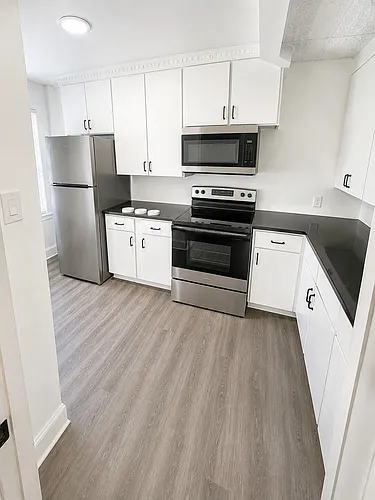 510 Lake Shore Dr Photo 1