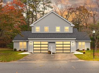 9 Barracks Rd, Hudson, MA 01749