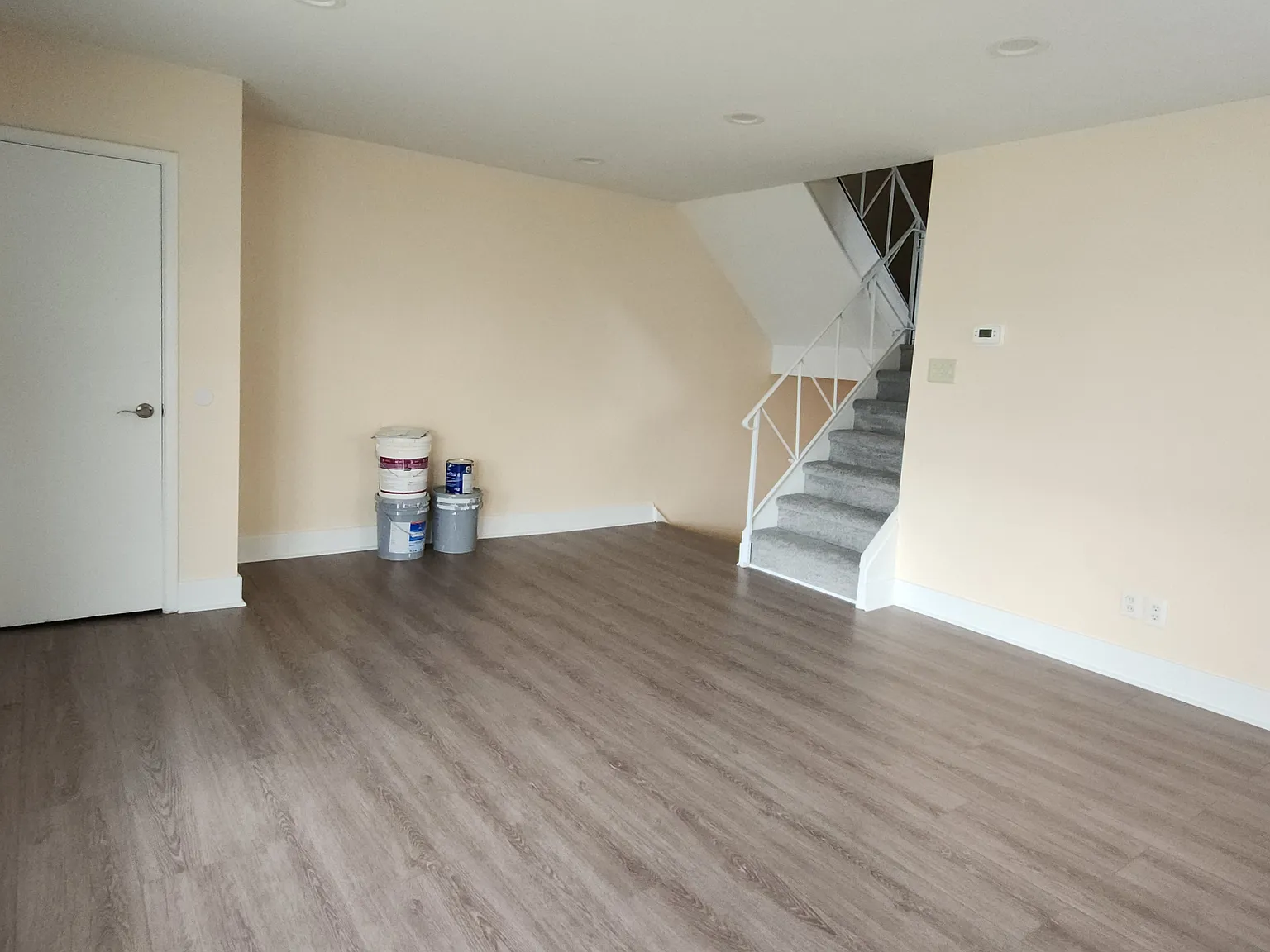 3 bed, 2.5 bath, 1431 sqft, $2,700 — Photo 4