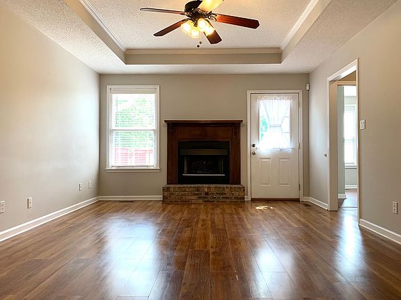 2nd image of 212 Bradley Ct