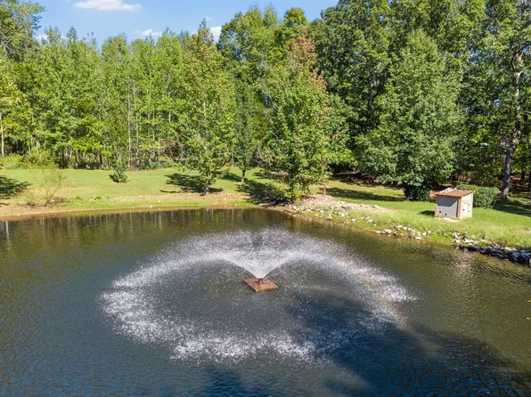 3110 Lylewood Rd, Woodlawn, TN 37191