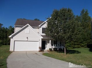 7002 Advocator Ln, Charlotte, NC 28216