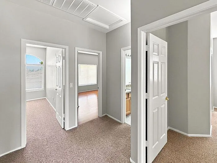 2181 E Westchester Dr — Photo 26