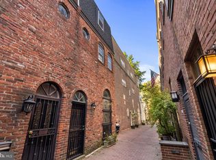 1212 Waverly Walk, Philadelphia, PA