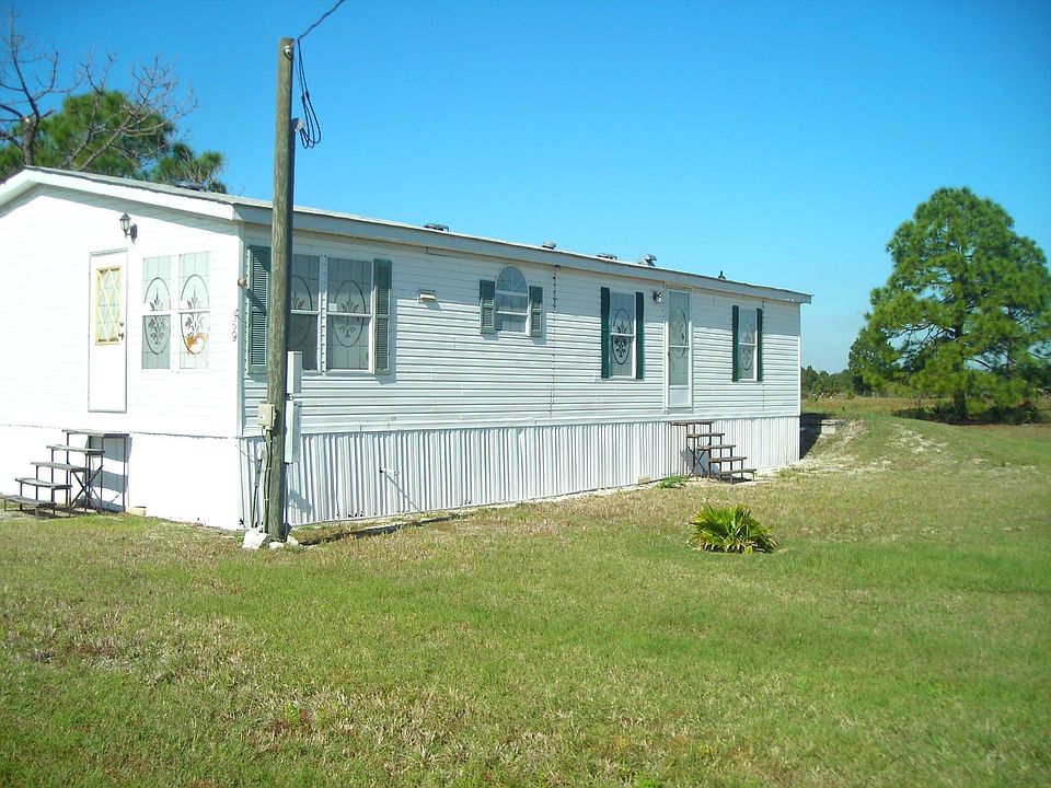2nd image of 469 Bald Cypress Ave
