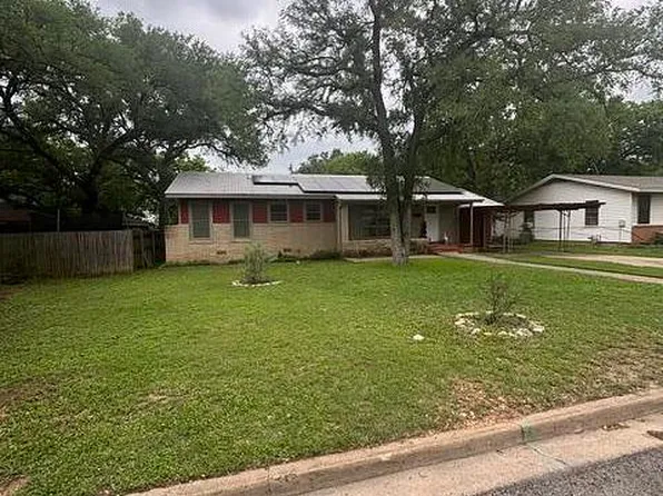 114 Oak Lane Dr, Gatesville, TX 76528