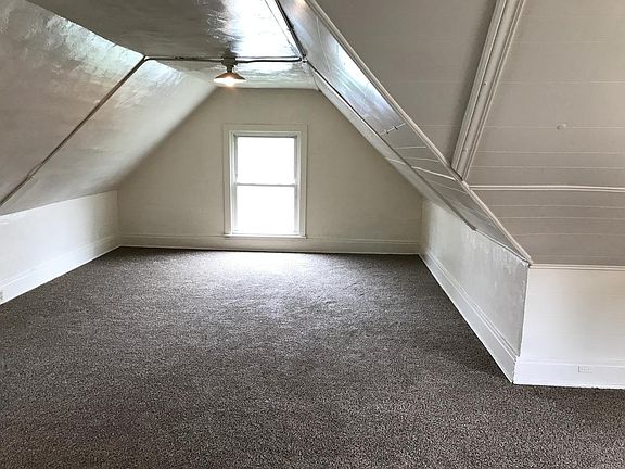 Upstairs bedroom