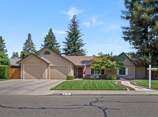 3238 W Victor Ave, Visalia, CA 93277