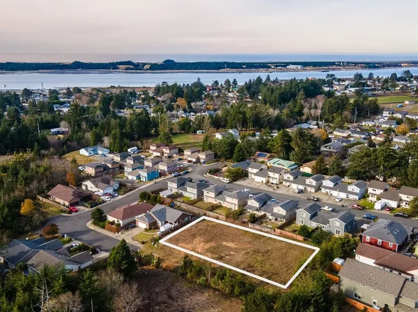 0 Fulton Ave #312, Coos Bay, OR 97420