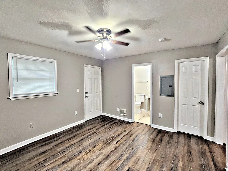 3900 Rucker Cir SW — Photo 12