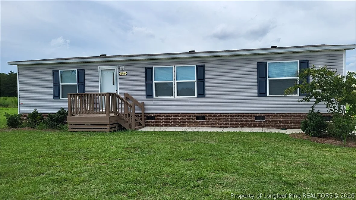 3 bed, 2.0 bath, 1300 sqft, $1,295 — Photo 1