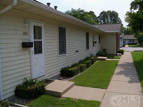 1st image of 1055 Walnut Grove Dr