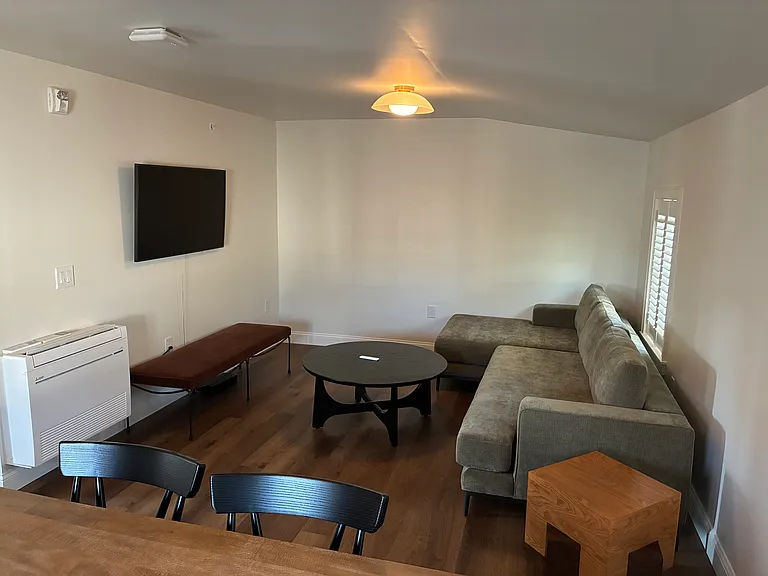 205 S Union St — Photo 9