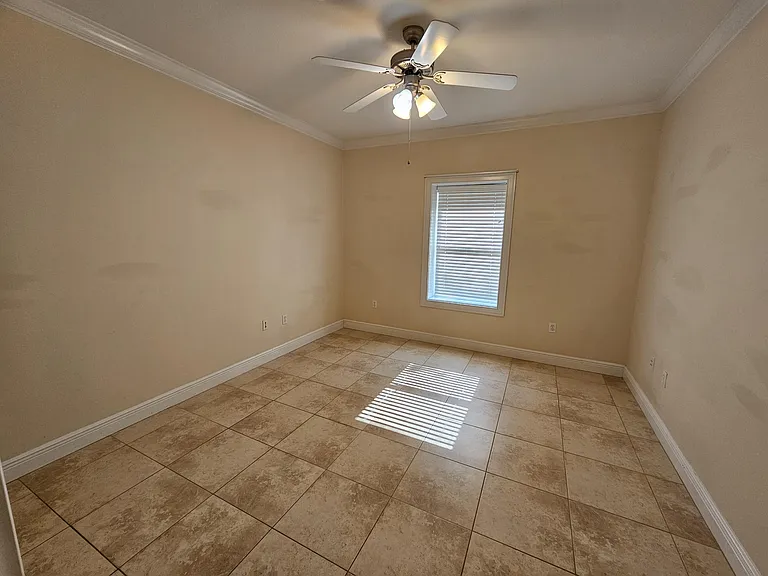 1866 Sunrise Dr — Photo 16