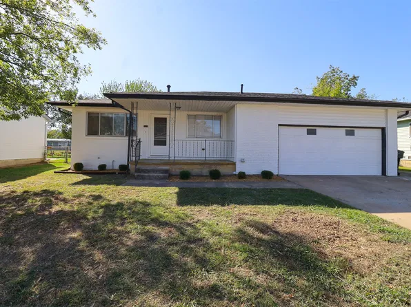810 N Dogwood St, Owasso, OK 74055