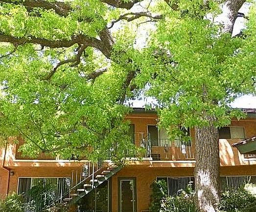 4th image of 9036 Arcadia Ave #3