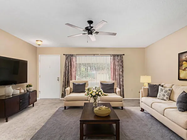 9706 W SANDSTONE Drive, Sun City, AZ 85351