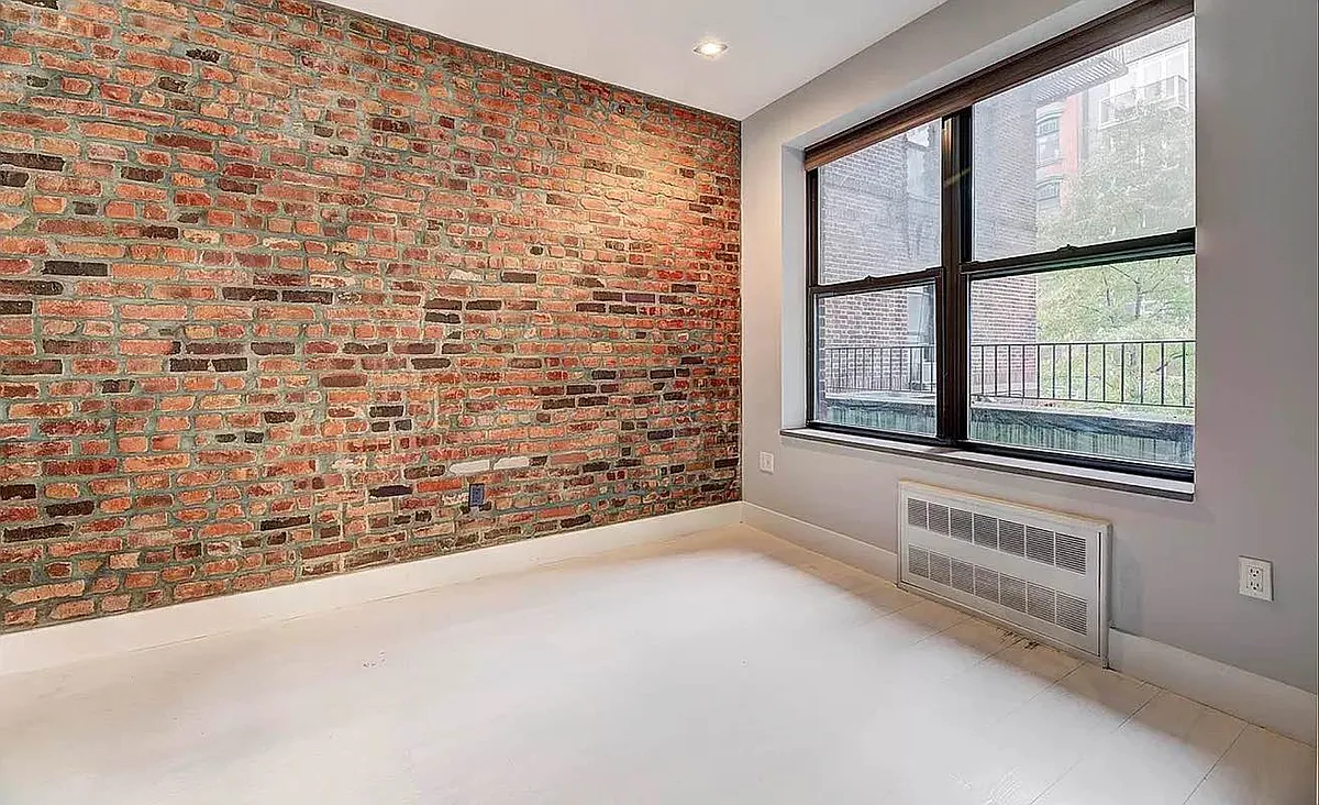 Building Photo - 195 Stanton St #6G