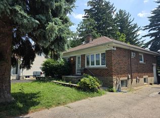 9 Rogers Rd, Brampton, ON L6X1L7