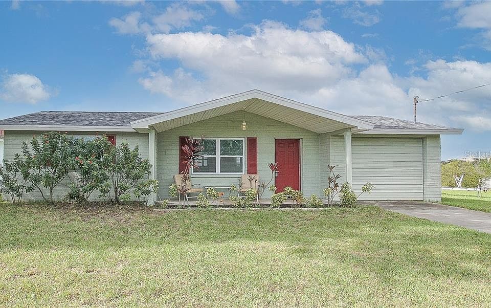 1st image of 13427 Starfish Dr