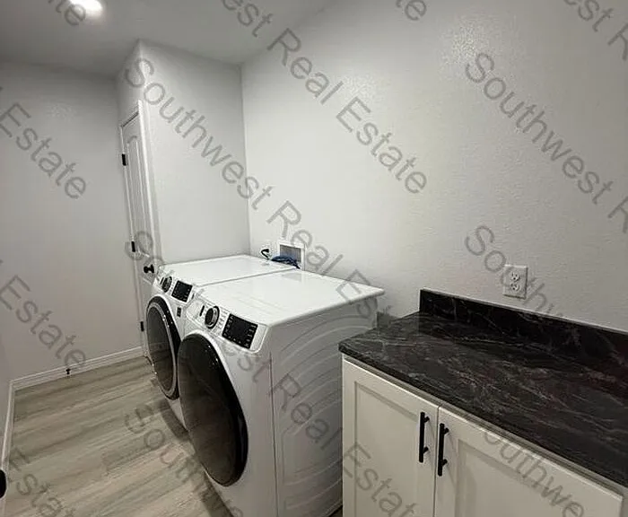305 Starlite Dr #A — Photo 9